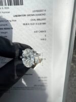 6.07 CT IGI Certified E VVS2 Lab Grown Oval Diamond Ring - Image 10